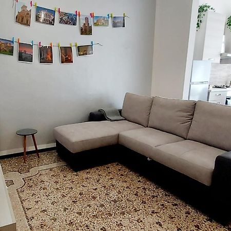 Ca' Mariuccia. Appartamento A Un Passo Dal Mare Σαβόνα Εξωτερικό φωτογραφία